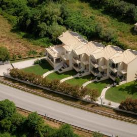 Ithaki Apartments，位于帕拉米夏的酒店