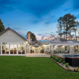 Southern Highland Estate, Private Rural Oasis.，位于Sutton Forest的酒店