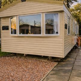 Lakeside North Lodge 23 Modern 3 Bed with WiFi & Parking，位于Cheswick的酒店
