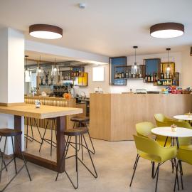 Alpencolor Hotel Tonale,位于帕苏德尔托纳莱的酒店