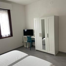 B&B Il Viale，位于Ponte dellʼOlio的酒店