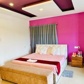 Palmyra Hotel and Suites，位于奎隆的酒店