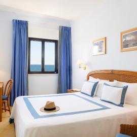 Hotel Del Levante，位于托雷坎内的酒店