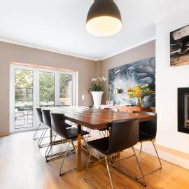 Exquisite Townhouse in Lisbon City Center- PRIVATE GARAGE & TERRACE
