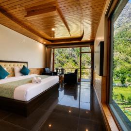 Symphony Woods Resort，位于Gushaini的酒店
