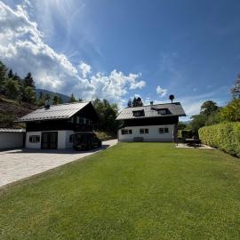 ChaletFeeling im Salzkammergut，位于施特罗布尔的酒店