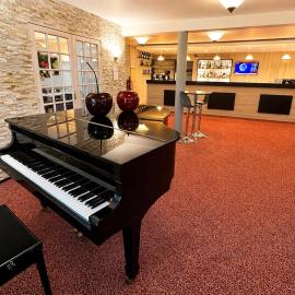 Logis Hotel Altina,位于厄尔河畔帕西的酒店
