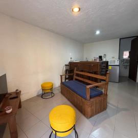Depa acogedor en Cholula frente a UDLAP suite 18，位于Acatepec的酒店
