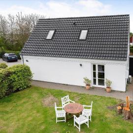 20430-Samso-Ballenvej-34A，位于Ballen的酒店