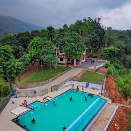 River Lounge Retreat Wayanad