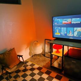 Artist Tiny Home Near Surf Town Fast WiFi Netflix Pet Friendly，位于Bacnotan的酒店