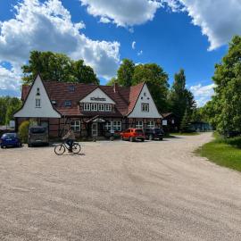Die Grenzburg，位于居斯特罗的酒店