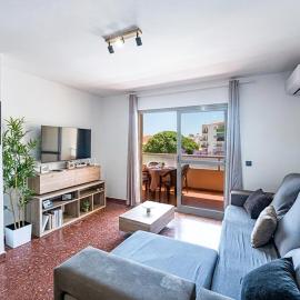 Bright & Spacious Apartment in Nerja Centre，位于内尔哈的酒店
