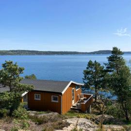 Summer Cabin With Sunrise Over Oslo Fjord，位于Tofte的酒店