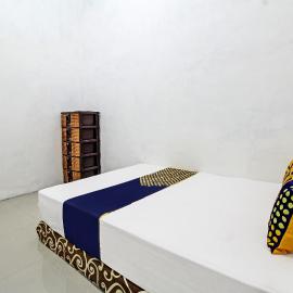 Hotel O Alif House Syariah 2,位于谏义里的酒店