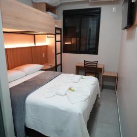 Hotel Pandolfi,位于Dois Vizinhos的酒店