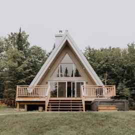 Canadian Classic - Spa - Sauna - Fire - Forest，位于瓦尔达维德的酒店