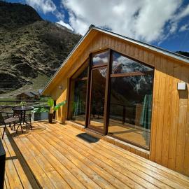 Cabin AISI，位于Gergeti的酒店