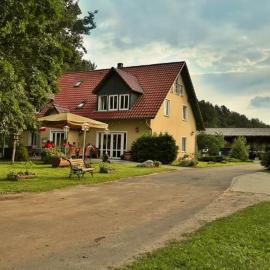 Pension Zum Rheinsberger Leuchtturm，位于赖因斯贝格的酒店