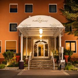 Parkhotel Lindenhof - KOSTENLOSE PARKPLÄTZE