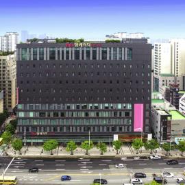 Ibis Ambassador Suwon，位于水原市的酒店