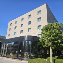 Hotel Euro，位于帕尔杜比采的酒店