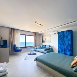 Arz'Urla Restaurant & Otel,位于乌尔拉的酒店
