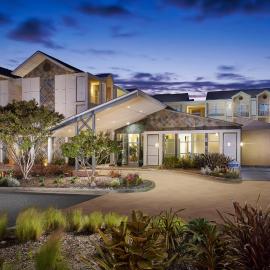 Corporate Inn Sunnyvale - All-Suite Hotel，位于森尼维耳市的酒店