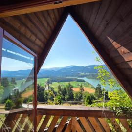 Glamping MM，位于Muta的酒店