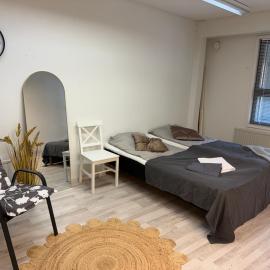Office to sleep in heard of Lohja，位于Lohja的酒店