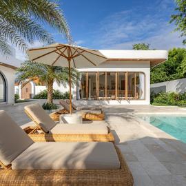 DESAULU VILLAS - Boutique Private Room Pool View，位于乌鲁瓦图的酒店
