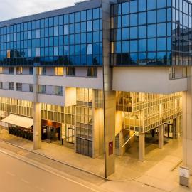 Radisson Blu Hotel & Conference Centre, Salzburg，位于萨尔茨堡的酒店