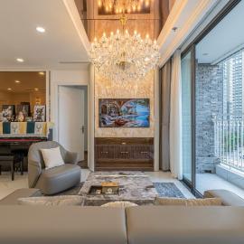 The Grand Urban Retreat at Vinhomes Central Park，位于胡志明市的酒店