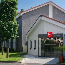ibis Cergy Pontoise Le Port,位于塞尔吉的酒店