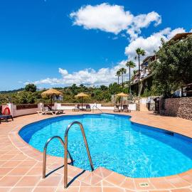 Hotel Rural Almazara，位于弗里希利亚纳的酒店