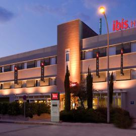 Ibis Granada，位于格拉纳达的酒店
