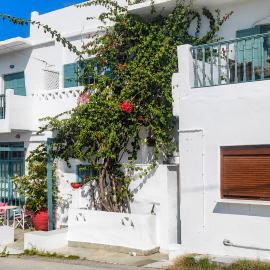 Hotel Elena - Cozy Seaside Suites in Skyros