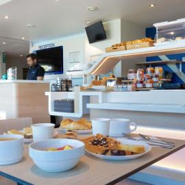 ibis budget Saint-Maximin，位于圣马西敏·拉塞的酒店