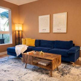 Relaxing Pacific Escape Near Disneyland, Pool & GYM，位于塔斯廷的酒店