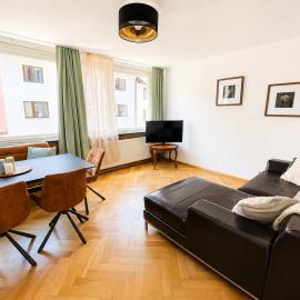 Zentral in Triberg, Ferienwohnung mit Terrasse und Garten nur 10 Minuten vom Wasserfall, Hunde willkommen