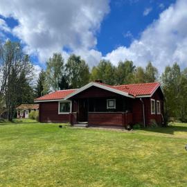 Stugan i Gesunda，位于Sollerön的酒店