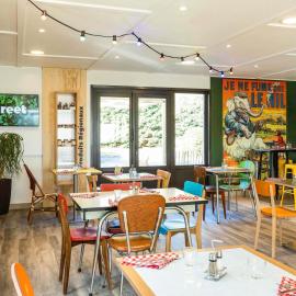 greet hôtel Angoulême，位于圣伊里埃苏尔查的酒店
