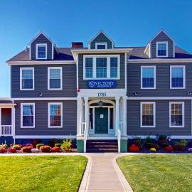 Nurse-Ready Studio Retreat! 2 Mi to Dtwn Holyoke，位于霍利奥克的酒店
