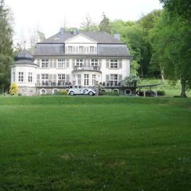 Landsitz Kammerburg - Villa，位于莱茵河畔洛尔希的酒店