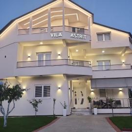 Vila Astrit，位于费里的酒店