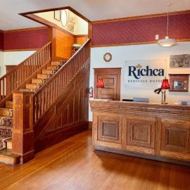 Richca Heritage Hotel，位于奇利瓦克的酒店