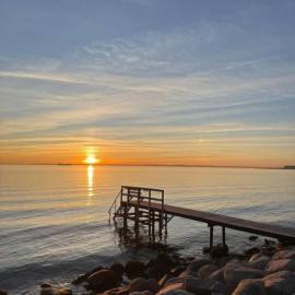 Unik övernattning på båt i Helsingborgs hamn，位于赫尔辛堡的酒店