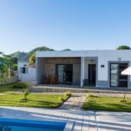 Résidence Vahi-Ni, Villa Faniry，位于Hell-Ville的酒店
