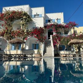 Artemis Hotel