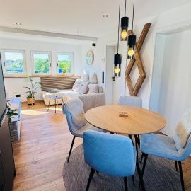 Klimatisierte Komfort-Eifel-Ferienwohnung Mechernich, Obergartzem, Satzvey - nahe Krewelshof, Burg Satzvey & Phantasialand，位于梅谢尼希的酒店